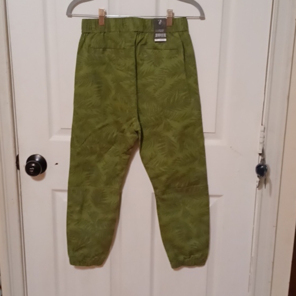 Draw string joggers - Picture 2 of 3